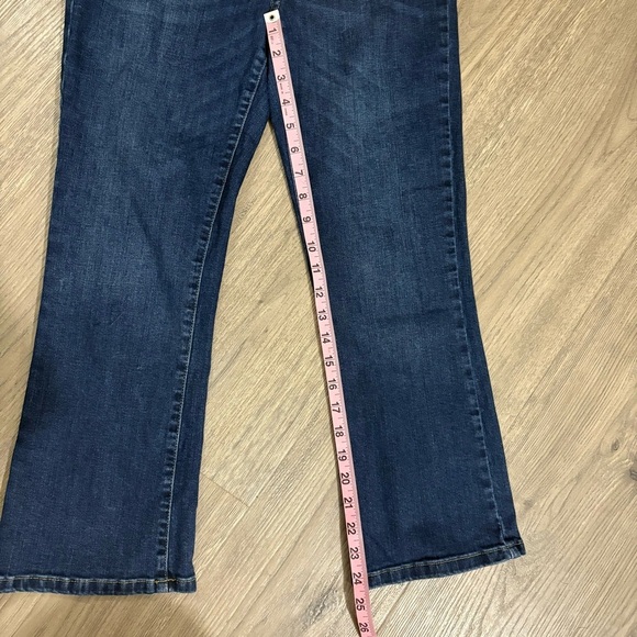 BDG Urban Outfitters Women’s 28x25 High-Rise SLIM Straight Leg Jeans Dark - Picture 5 of 13